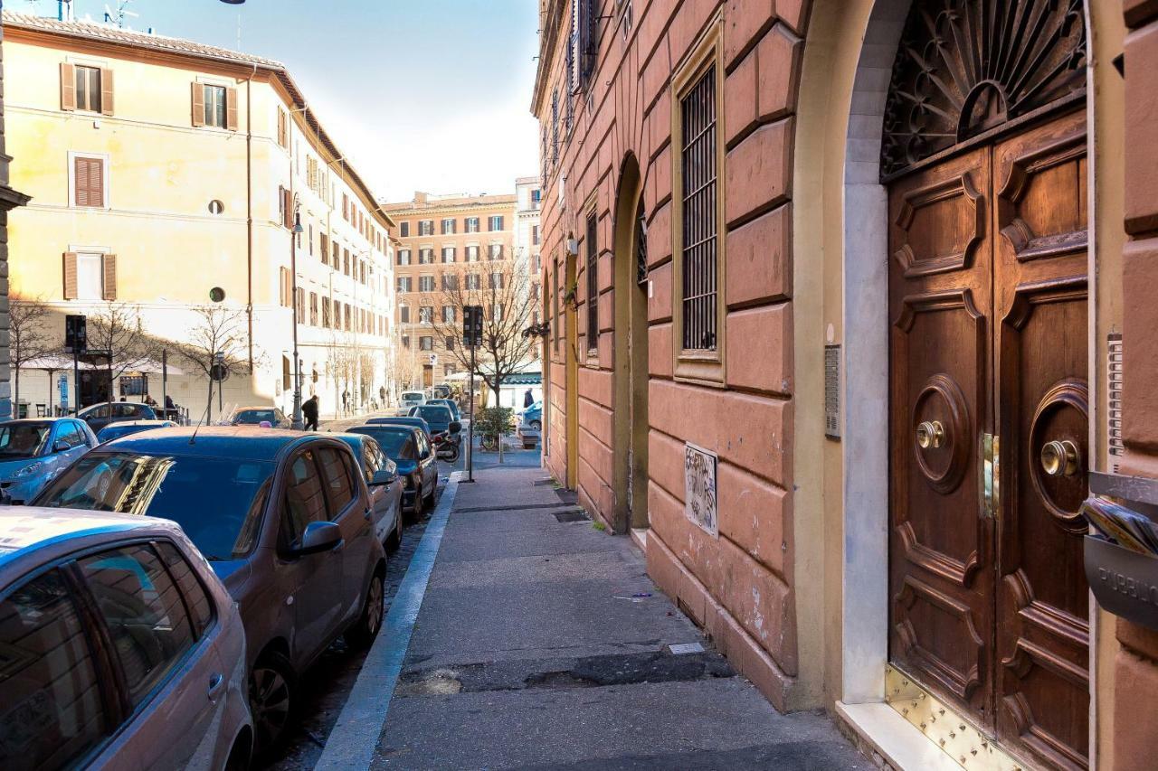 Boutique Domus Trastevere Bertani Рим Экстерьер фото